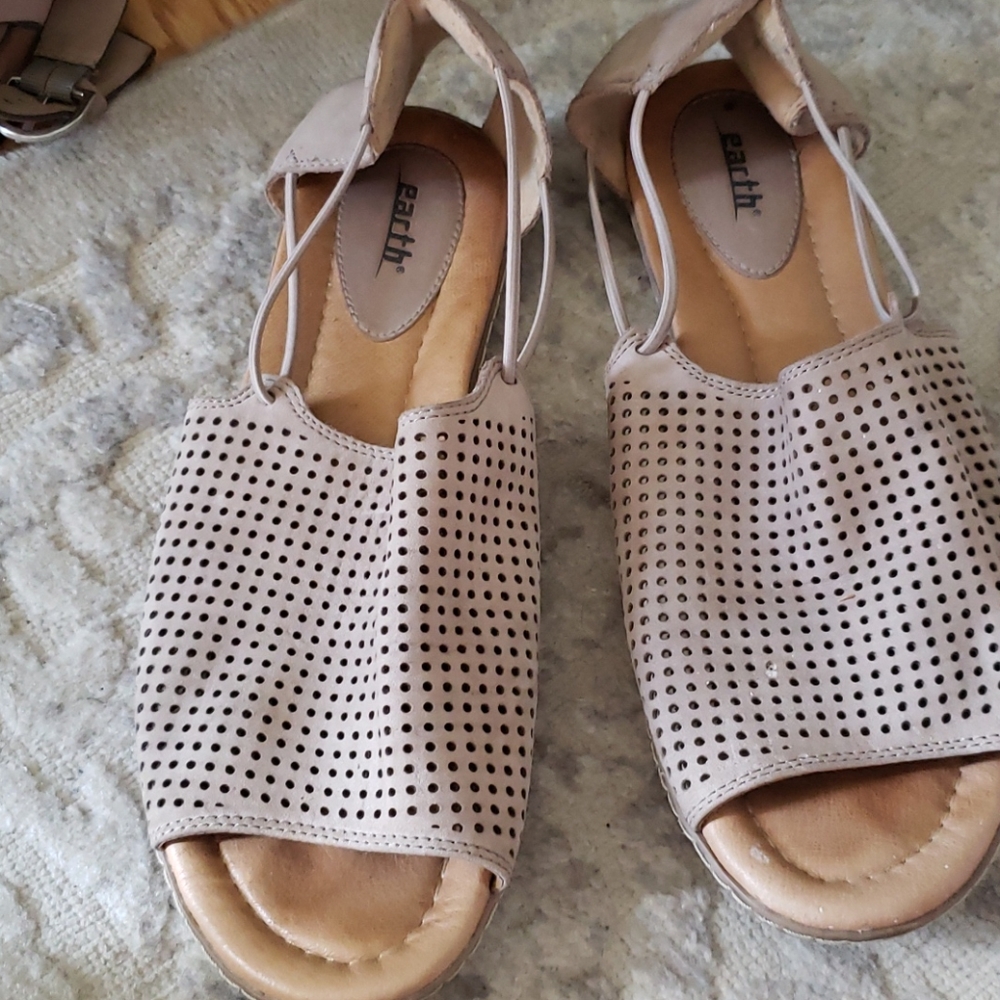 Earth sandals